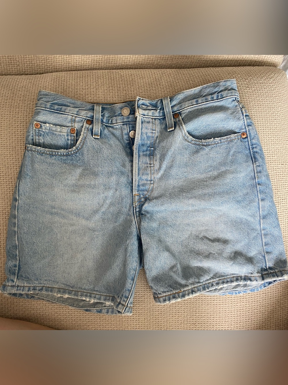 501 Levi's Premium Light Blue Denim Jean Shorts